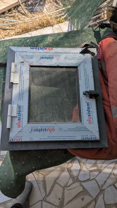 Окна,форточки разного размера бу