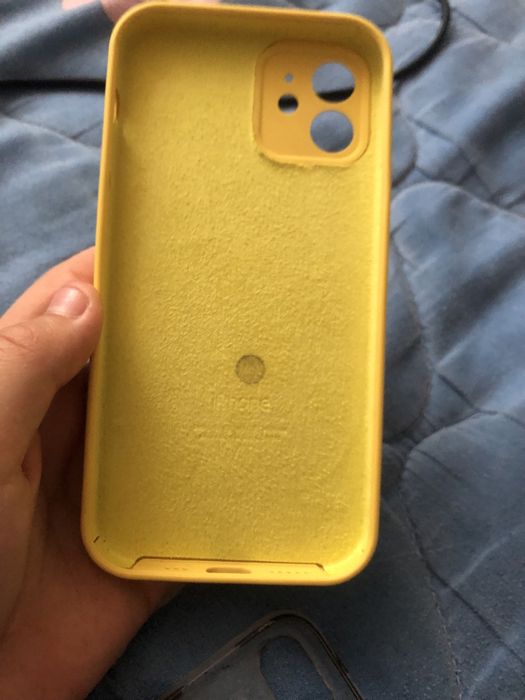 продам чехол на айфон 12
