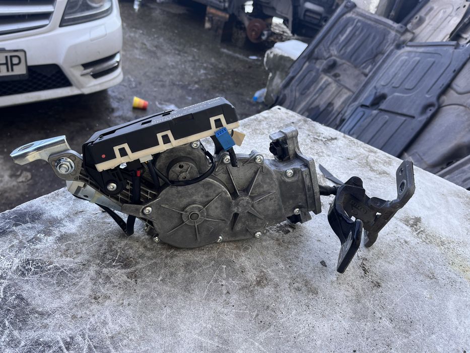Електрическа Пета врата ( Багажник ) Mercedes W 212 и C W204 комби