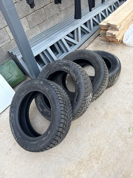 Продам зимние шины