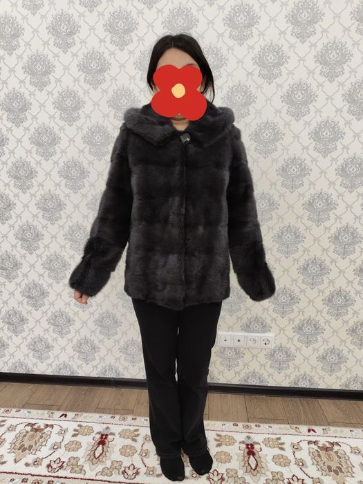Норковая шуба серого цвета