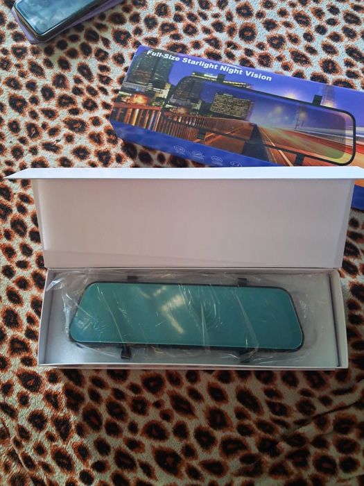 Камера заднего вида + видеорегистратор