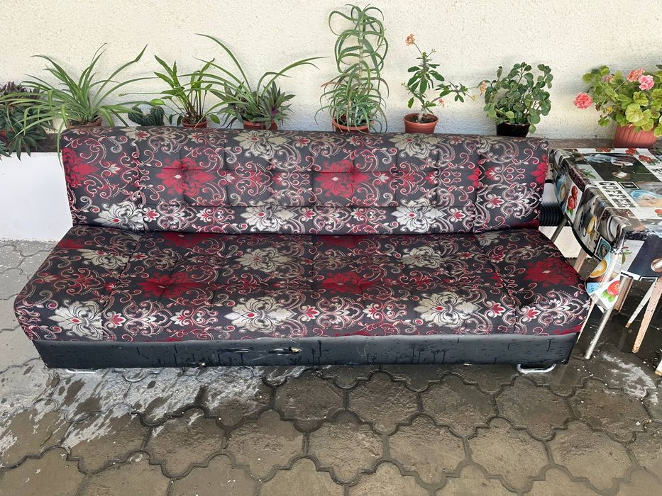 1 диван и 2 кресла состояние на фото