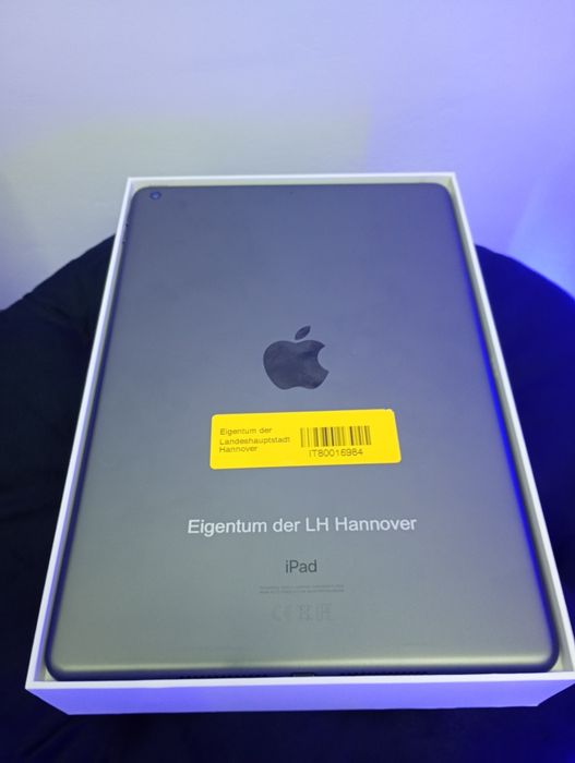 Apple iPad 8 128GB Constanta • OLX.ro