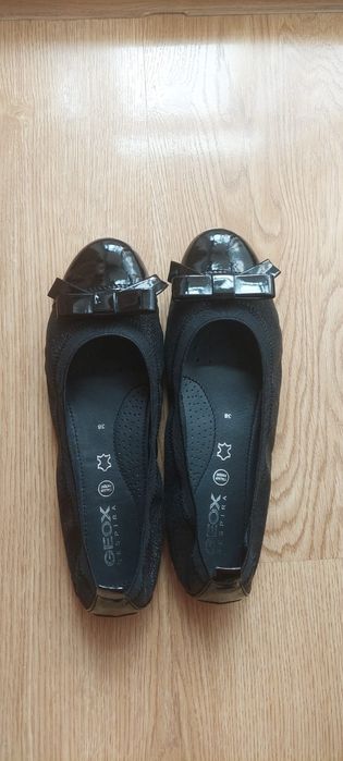 Продам балетки Geox за 2000 тг 38 размер