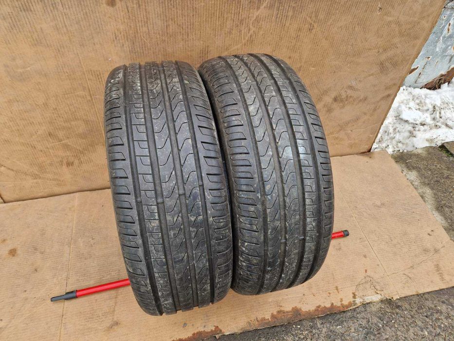 2 Pirelli R18 225/55 Летни гуми  DOT3220
