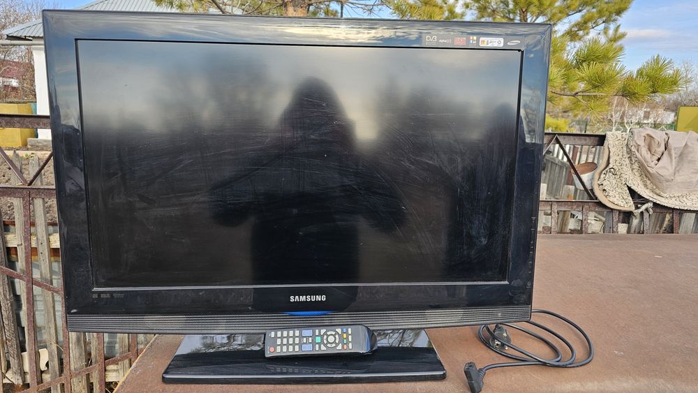 Телевизор Samsung