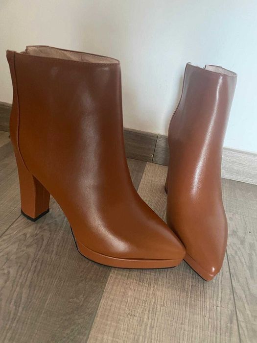 Botine / Ghete noi, piele, 36