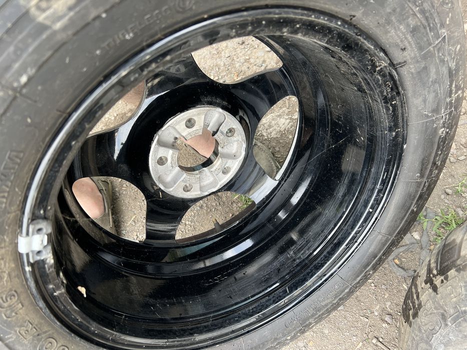 Продам запаску на мерседес