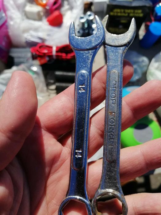 Chei de 14 inelara si dreapta