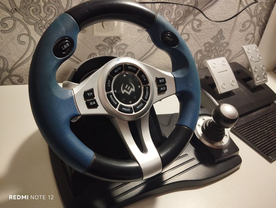 Продам игровой руль