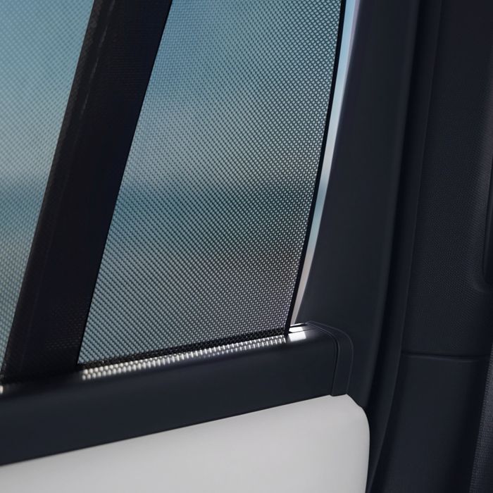 Оригинальные шторки на окна Lixiang