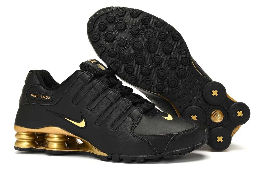 Оригинални маратонки Nike Air max Shox налични 42  номер.