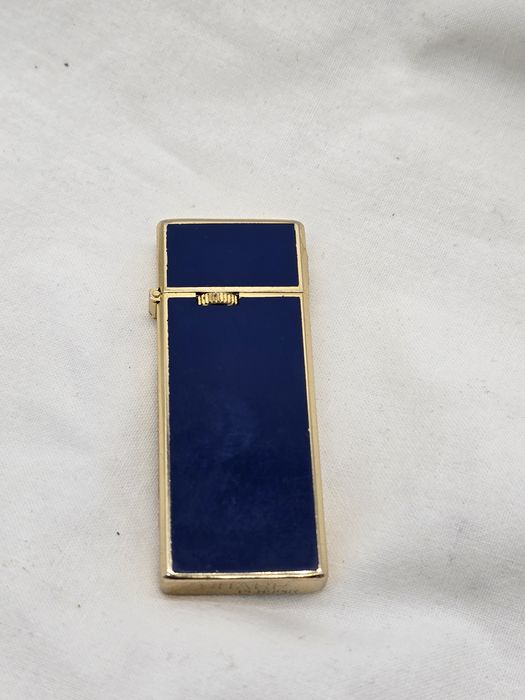 Bricheta veche Sharp