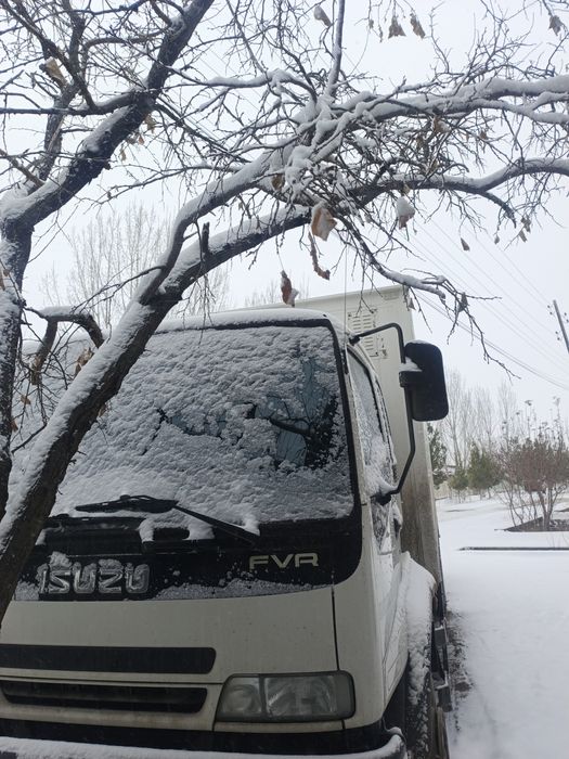 изузий 10тлик сотилади