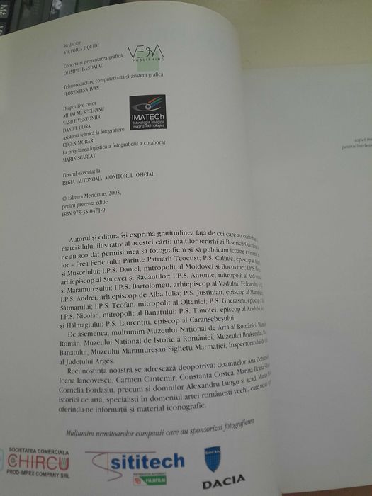 Vand Icoane romanesti de Alexandru Efremov + 2 albume arta