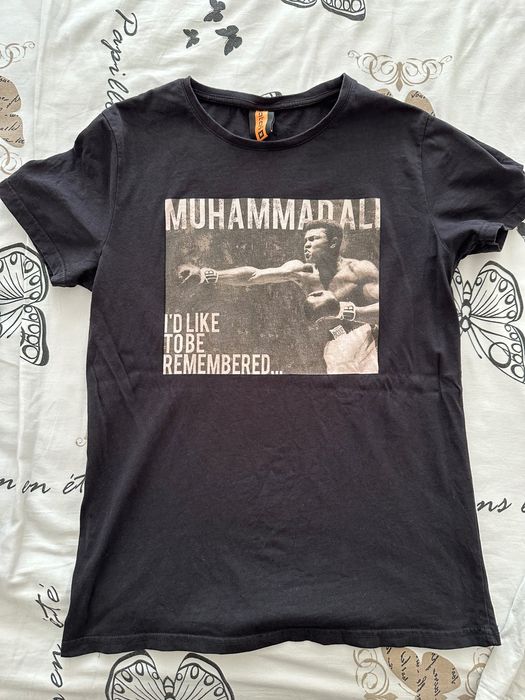 Мъжки тениски като нови !