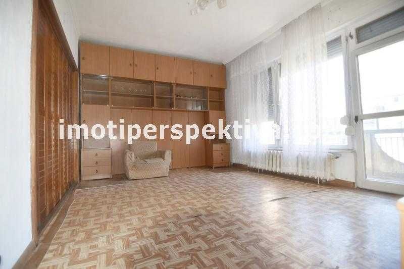 Продава се Тристаен апартамент в Пловдив, Тракия - 94 кв.м за 1086 €/кв.м - Снимка #3