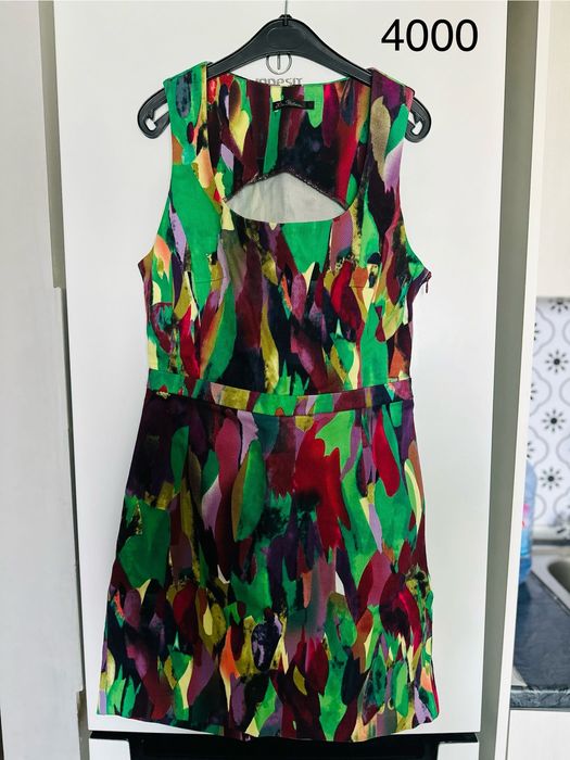 Распродажа платьев в отличном состоянии