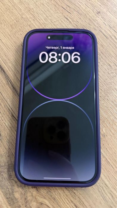 Продам Айфон 14 про