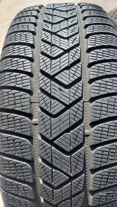 Зимни гуми 235/60/18 Pirelli Scorpion Winter 4 броя