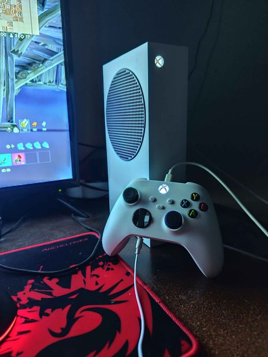 Спешно!! Xbox series s 500gb