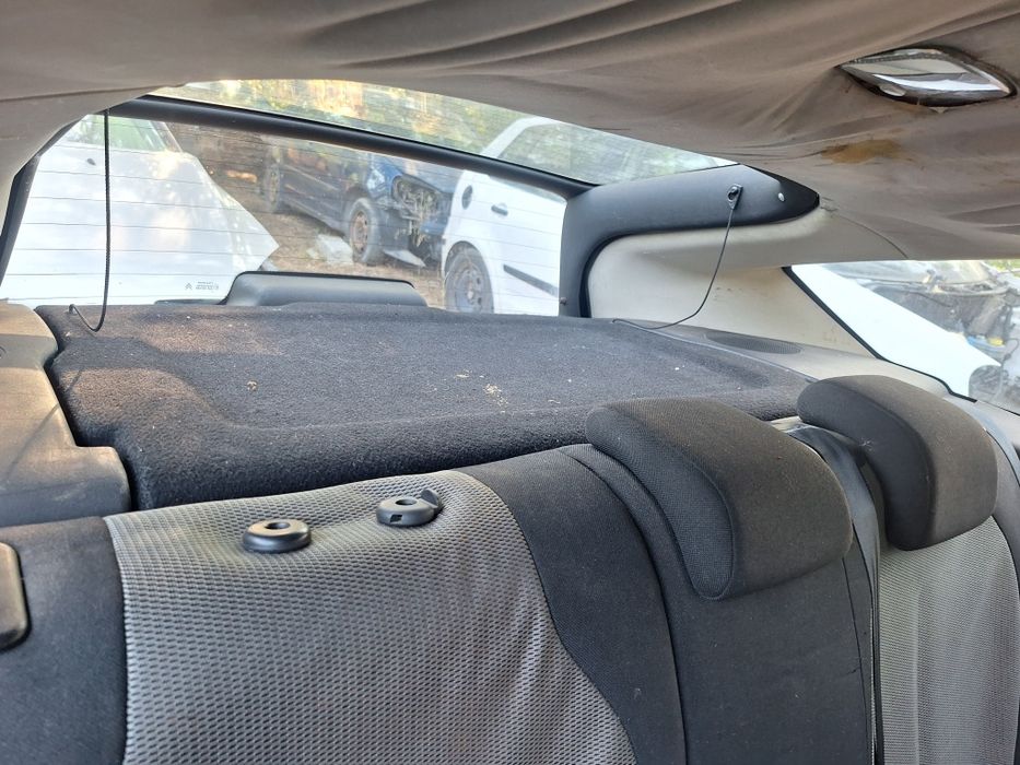 Dezmembrari Citroen C4 1.6 hdi an 2007