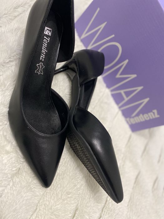 Обувки с ток Tendenz