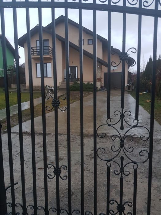 Închiriez casa Valea Adanca