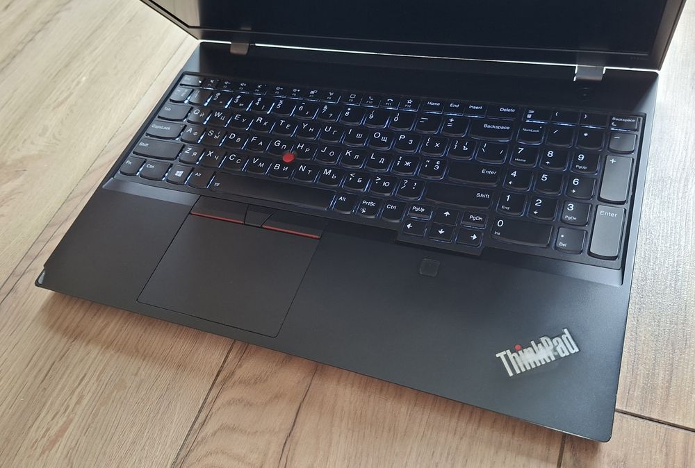 15.6' IPS Lenovo P15v Gen2 Intel Core i7-11800H/32GB DDR4/512GB/Бат.6ч.
