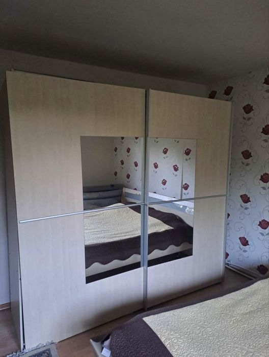 Vând canapea, dulap, biblioteca Monexpert, Cabină dus