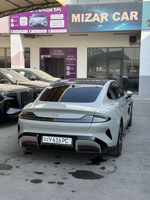 Xiaomi SU7 v nalichii