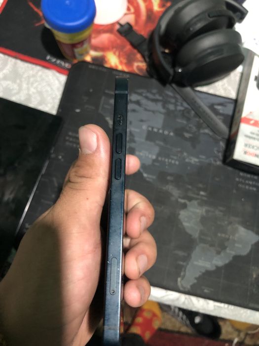 Vand Iphone 13 midnight blue