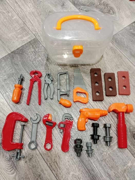 Продам игрушки .