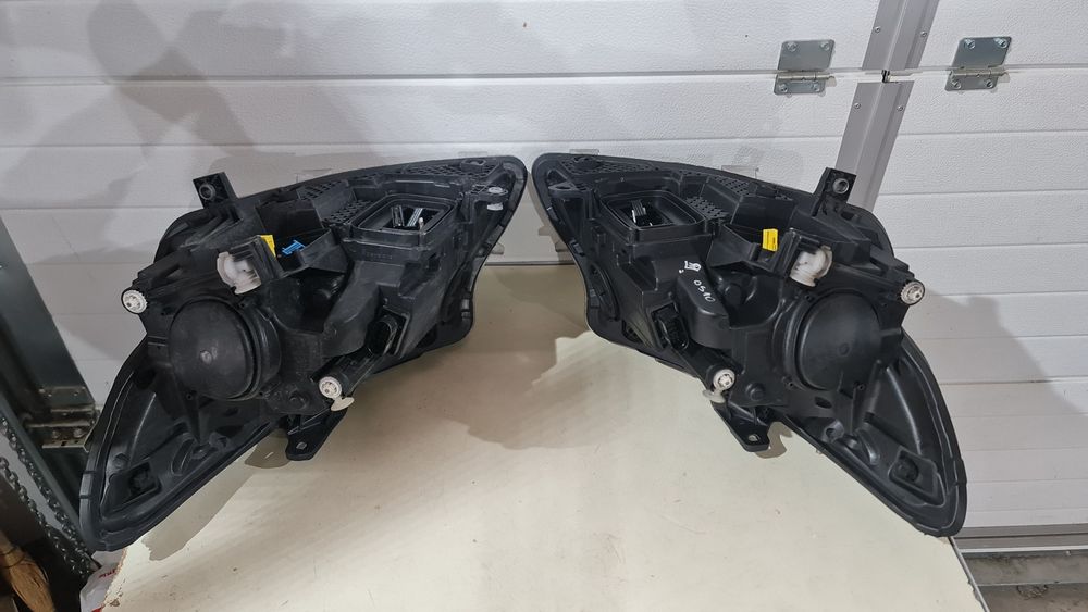 Far stanga dreapta Mercedes V-Class Vito W447 ILS A4479061501