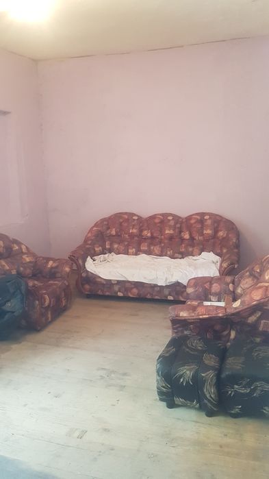 Продава къща в гр Бобов дол