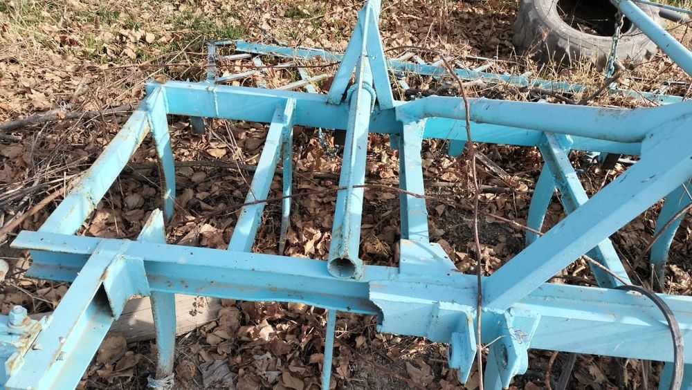 Чизель с граблями в отличном состоянии