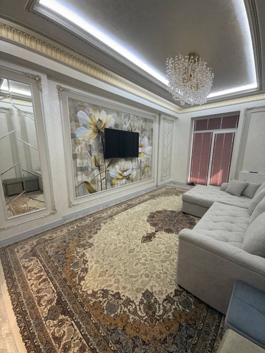 Срочно продаётся 3x комнатная квартира Юнусабад 10-й квартал 105кв