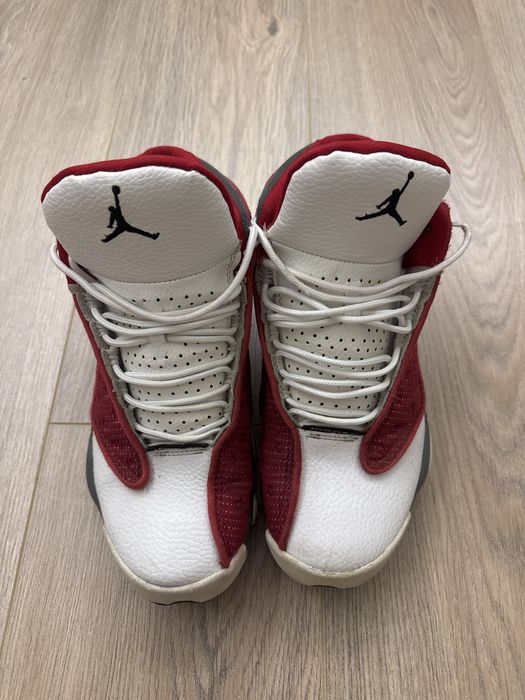 Jordan 13 red white