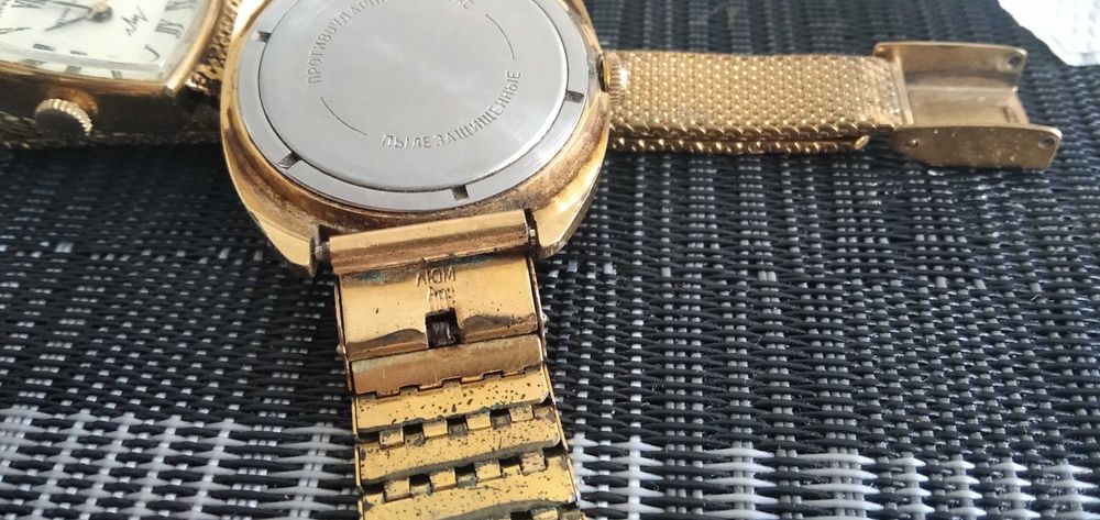 Часы позолоченные "Восток" СССР