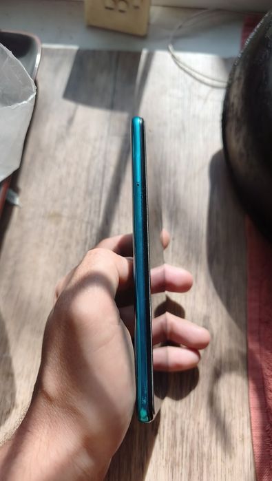 Продам Xiaomi Redmi note 9 pro