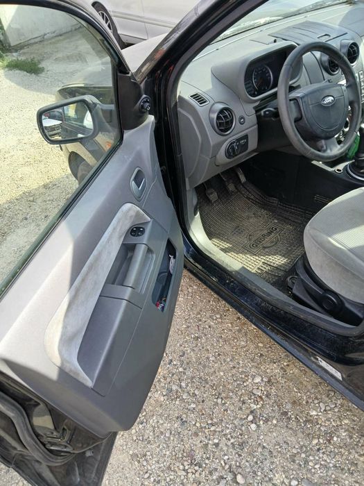 Ford Fusion 1.4  бензин на части