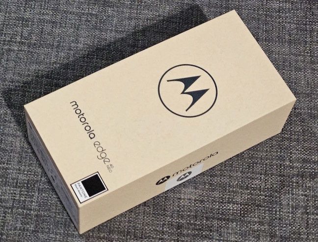 Motorola Edge 40 Neo Black NOU SIGILAT - Dual SIM, 256GB, 12GB RAM schimb cu Samsung Galaxy S 25 / 26
