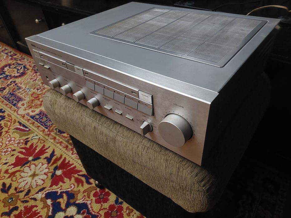 Yamaha  A700      Yamaha  A700