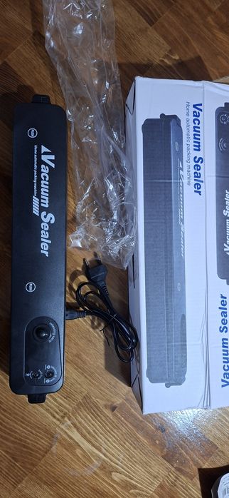 Вакум машинка нова