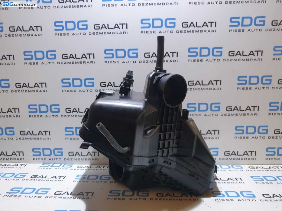 Corp Carcasa Filtru Aer Audi A5 2.0 TDI CAHA CAHB CAGA CAGB CMEA CDNB CDNC CAEB CAED 2008 - 2017 Cod 8R0133843C 8K0133837D