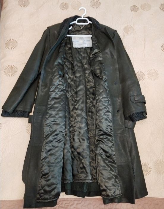 Vand Haină De Piele