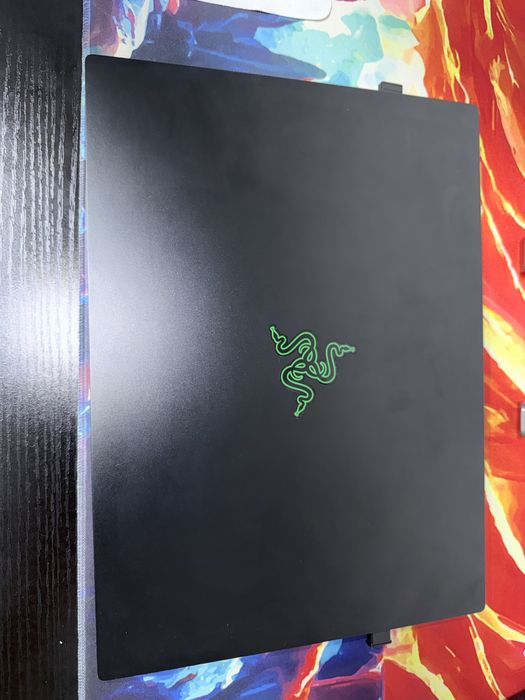 Продам свой ноутбук Razer blade 14 4070/8gb 32gb/1tb очень сильный !