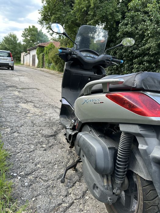 Скутер Yamaha x-max 125