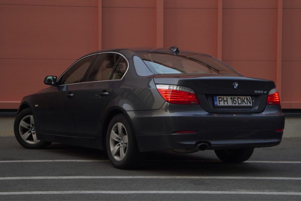 BMW 5 Series 2009 — imagine 4